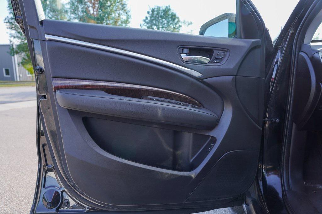 used 2018 Acura MDX car, priced at $18,750
