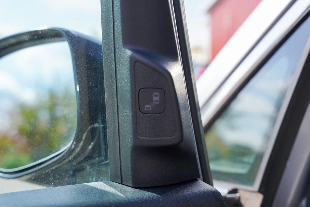 used 2016 Honda Odyssey car, priced at $15,999