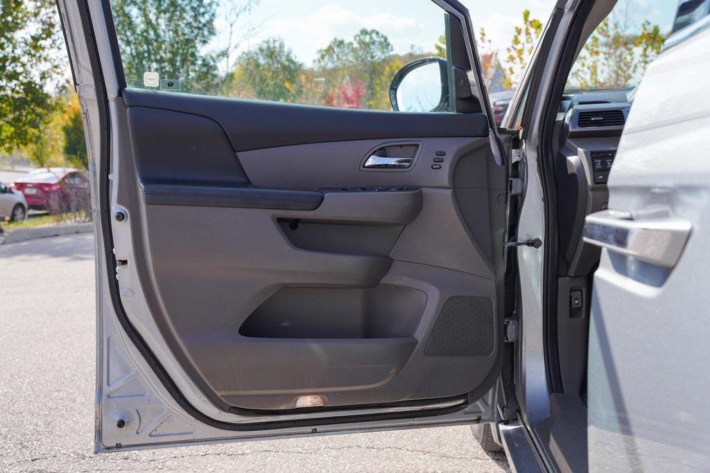 used 2016 Honda Odyssey car, priced at $15,999