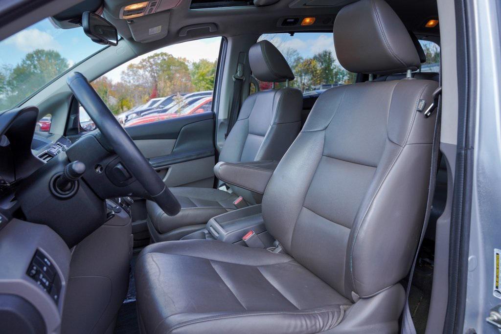 used 2016 Honda Odyssey car, priced at $15,999