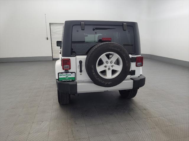 used 2015 Jeep Wrangler Unlimited car, priced at $21,295