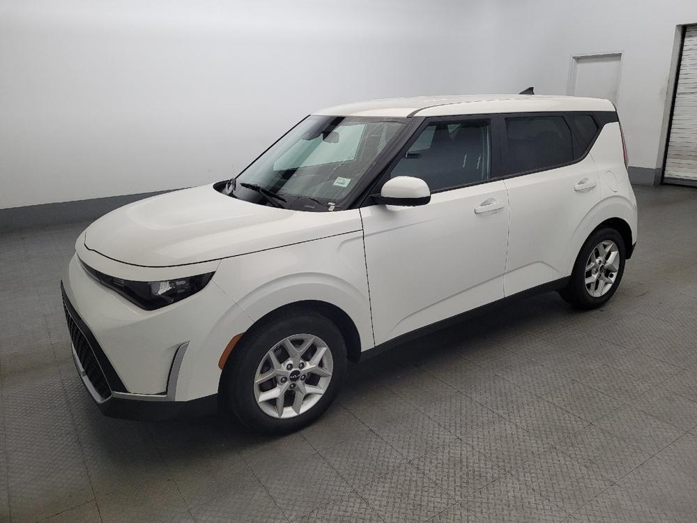 used 2023 Kia Soul car, priced at $18,095