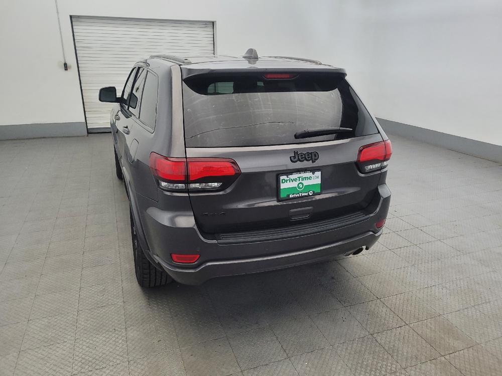 used 2020 Jeep Grand Cherokee car, priced at $20,395
