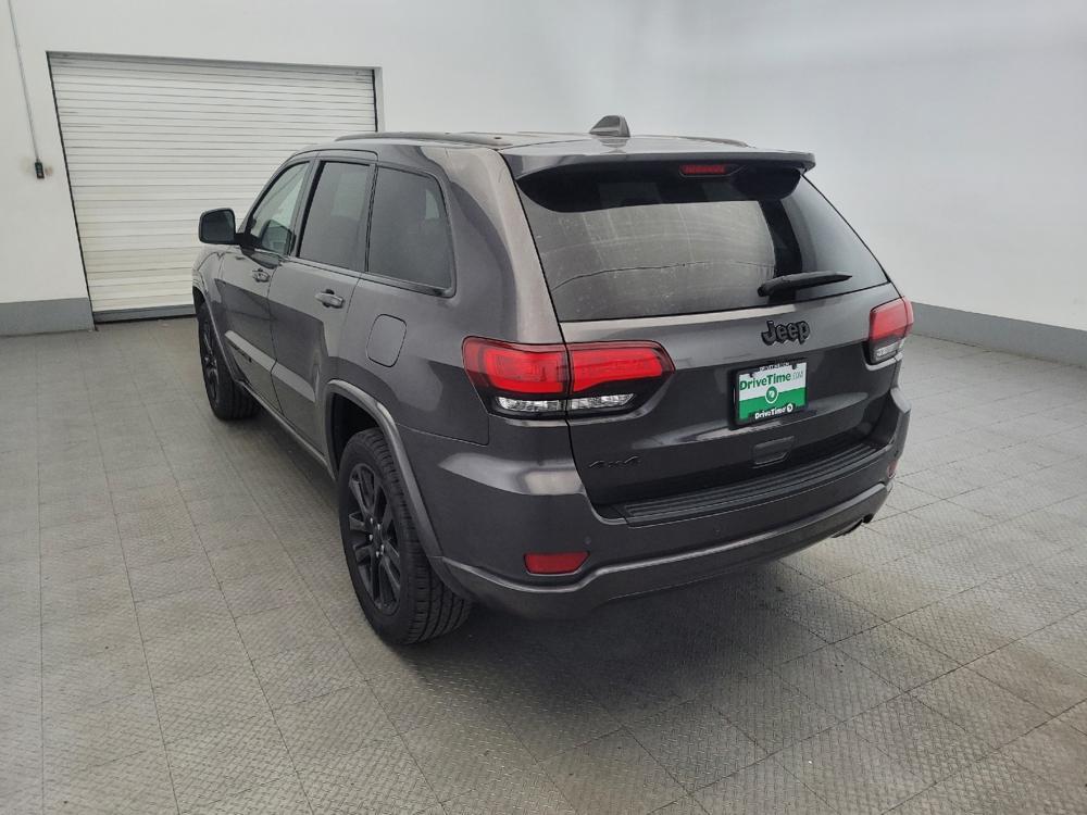 used 2020 Jeep Grand Cherokee car, priced at $20,395