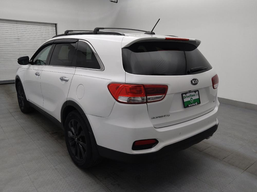 used 2019 Kia Sorento car, priced at $18,395