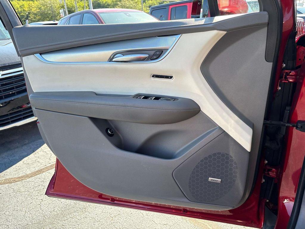 used 2022 Cadillac XT5 car, priced at $36,995