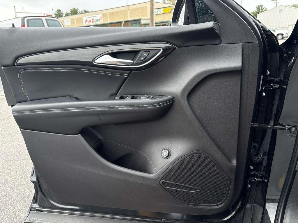 used 2023 Buick Envision car
