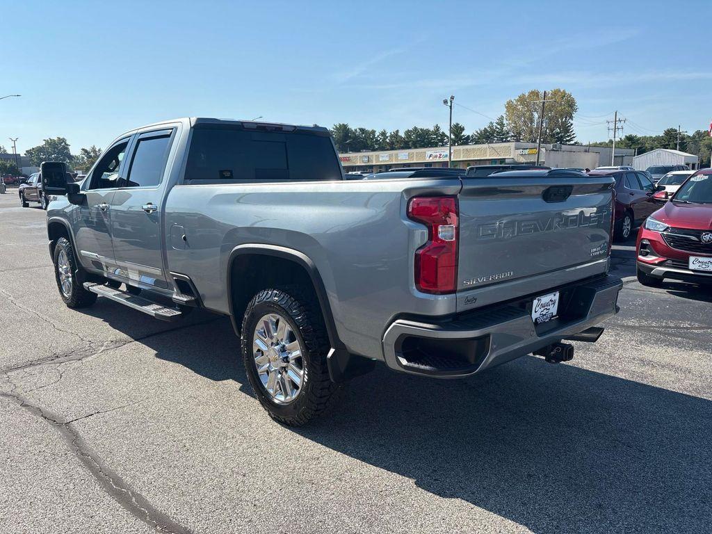 used 2024 Chevrolet Silverado 2500 car, priced at $59,995
