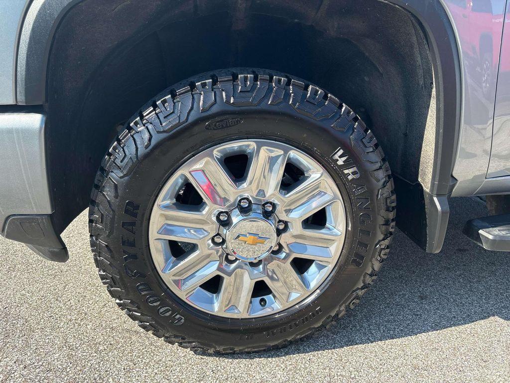 used 2024 Chevrolet Silverado 2500 car, priced at $59,995