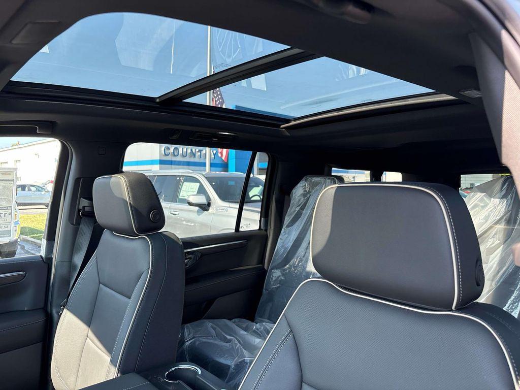 new 2026 Chevrolet Suburban car, priced at $79,300