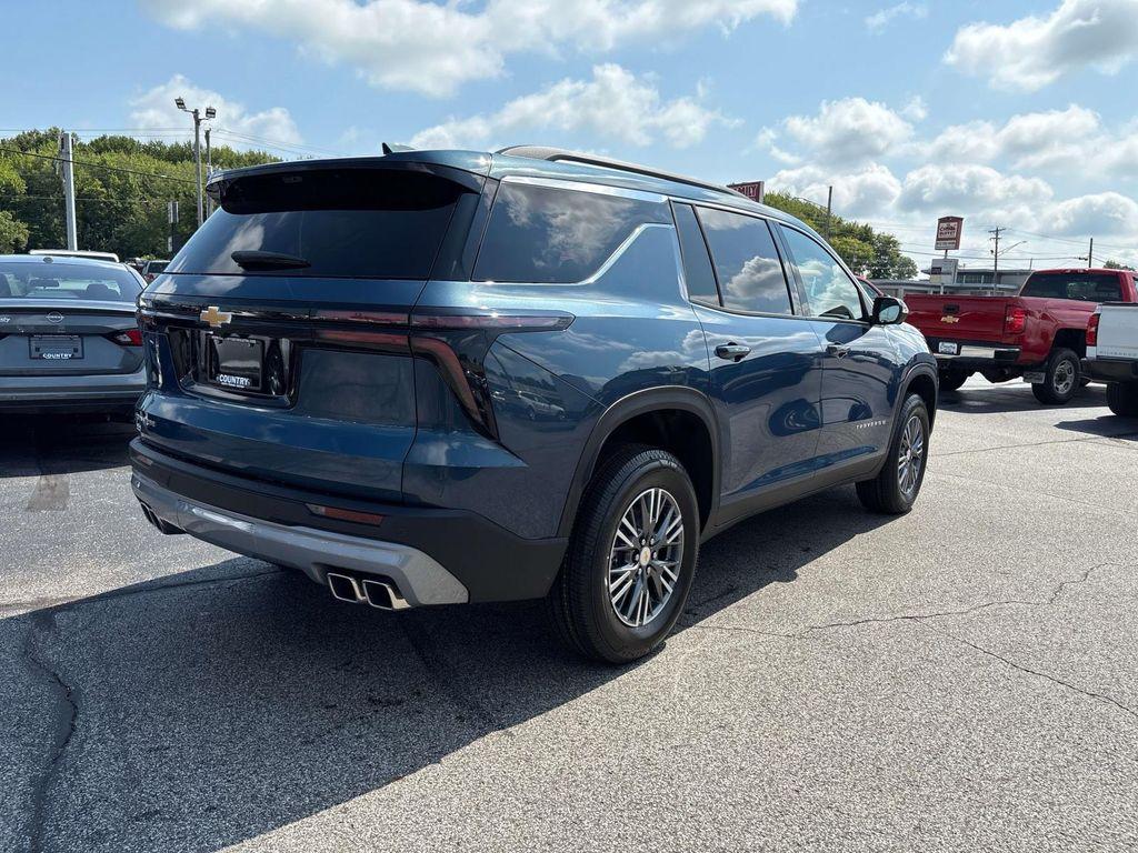 new 2026 Chevrolet Traverse car, priced at $43,795