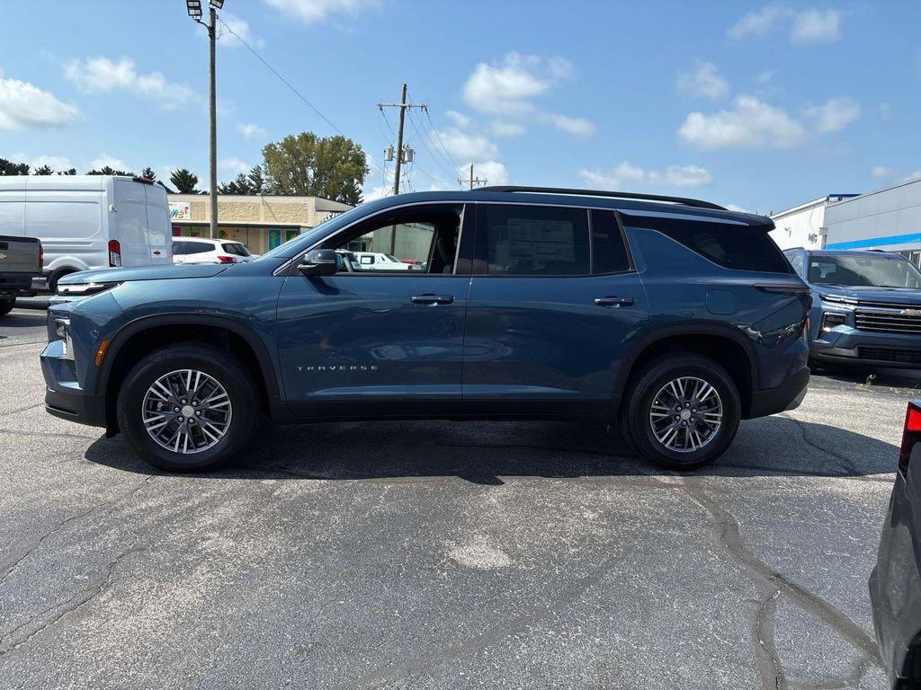 new 2026 Chevrolet Traverse car, priced at $43,795