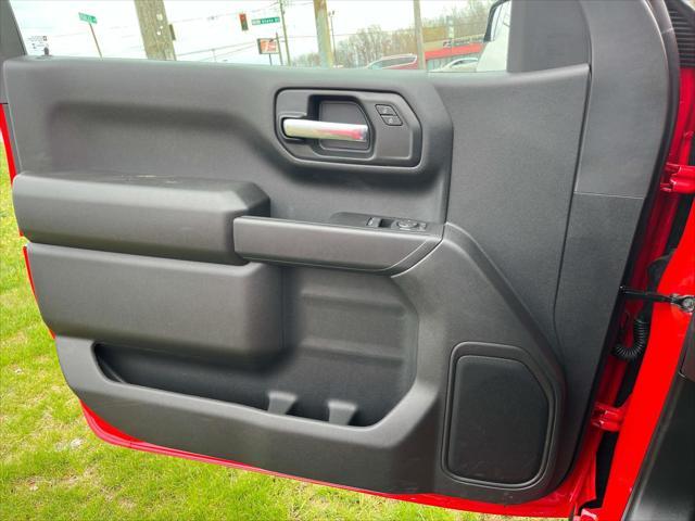new 2025 Chevrolet Silverado 1500 car, priced at $42,990
