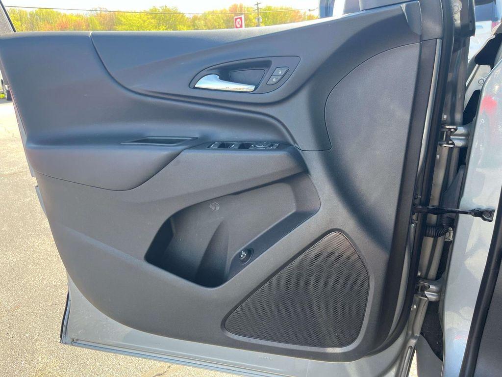 used 2023 Chevrolet Equinox car, priced at $26,995