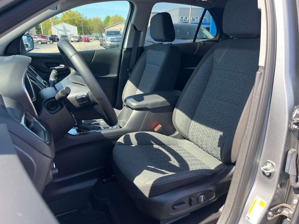 used 2023 Chevrolet Equinox car, priced at $26,995