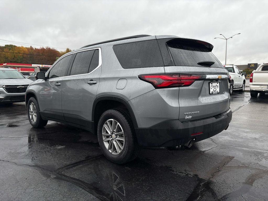 used 2023 Chevrolet Traverse car, priced at $28,995