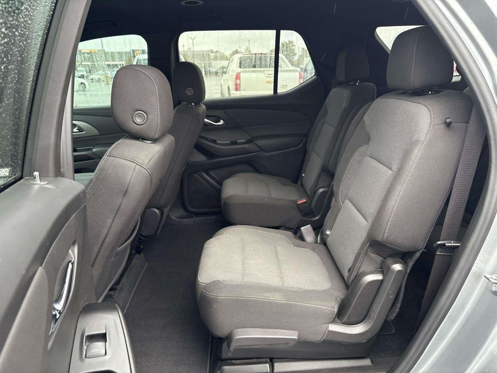 used 2023 Chevrolet Traverse car, priced at $28,995