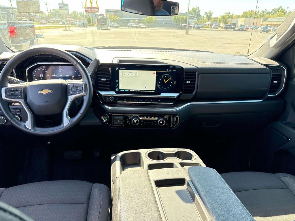 used 2024 Chevrolet Silverado 1500 car, priced at $45,995