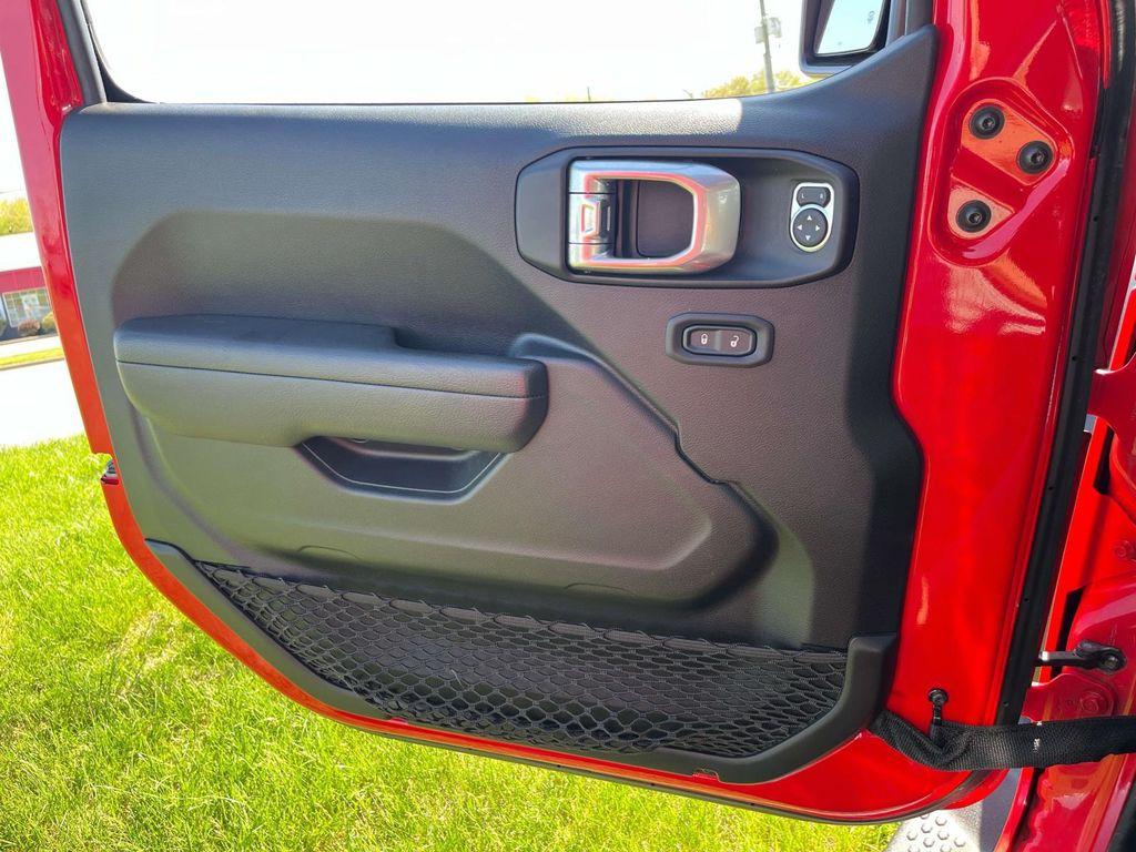 used 2022 Jeep Wrangler Unlimited car, priced at $33,995