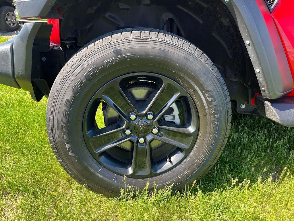 used 2022 Jeep Wrangler Unlimited car, priced at $33,995