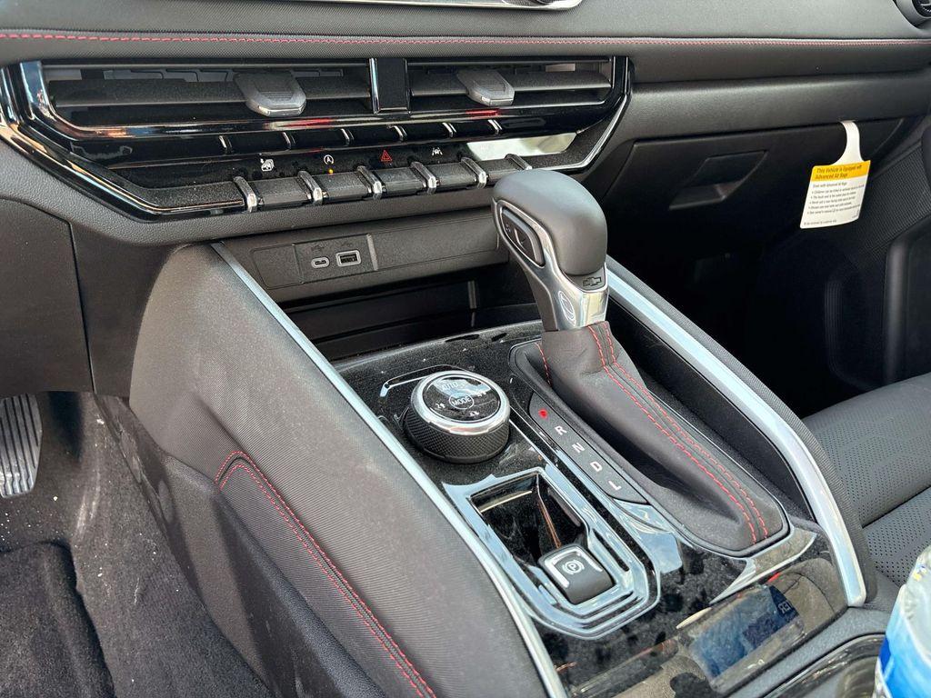 new 2026 Chevrolet Colorado car, priced at $48,560