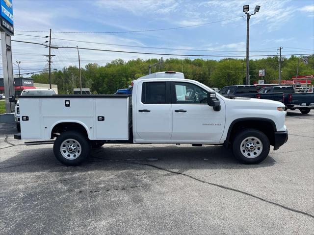 new 2025 Chevrolet Silverado 3500 car