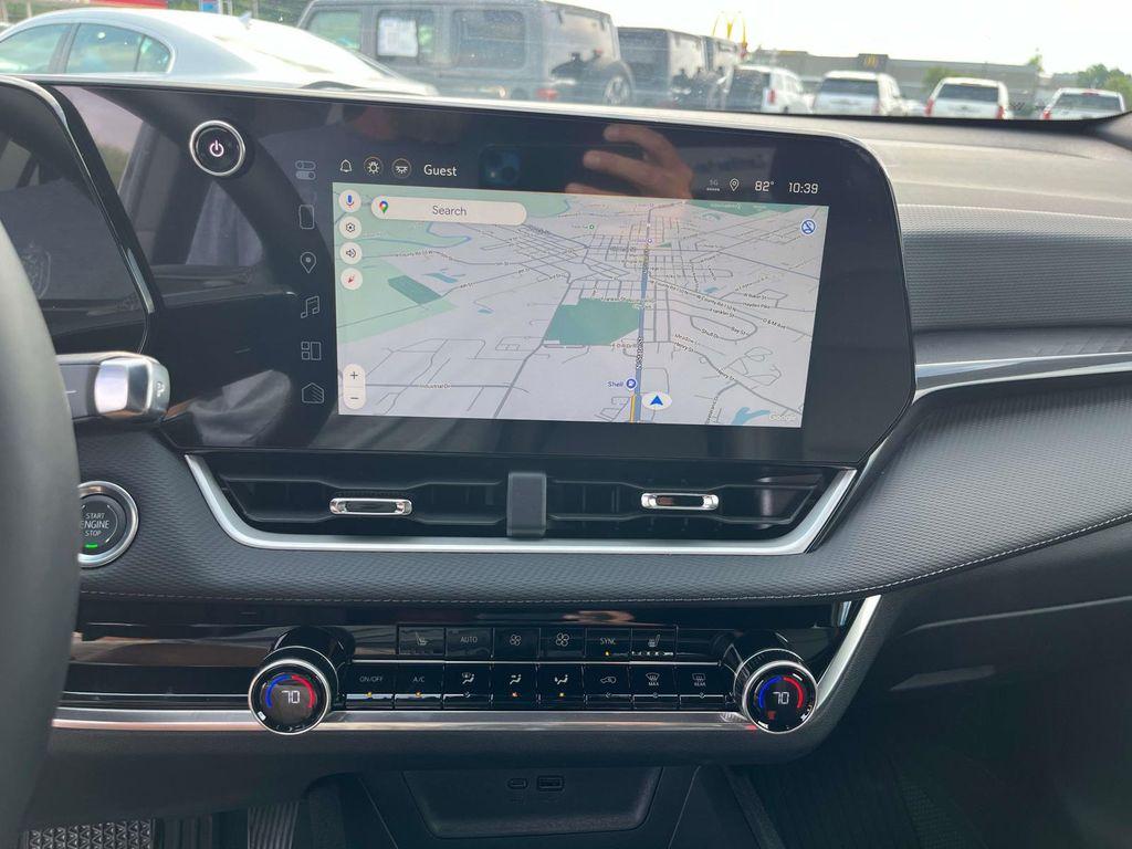 new 2026 Chevrolet Equinox car, priced at $31,100