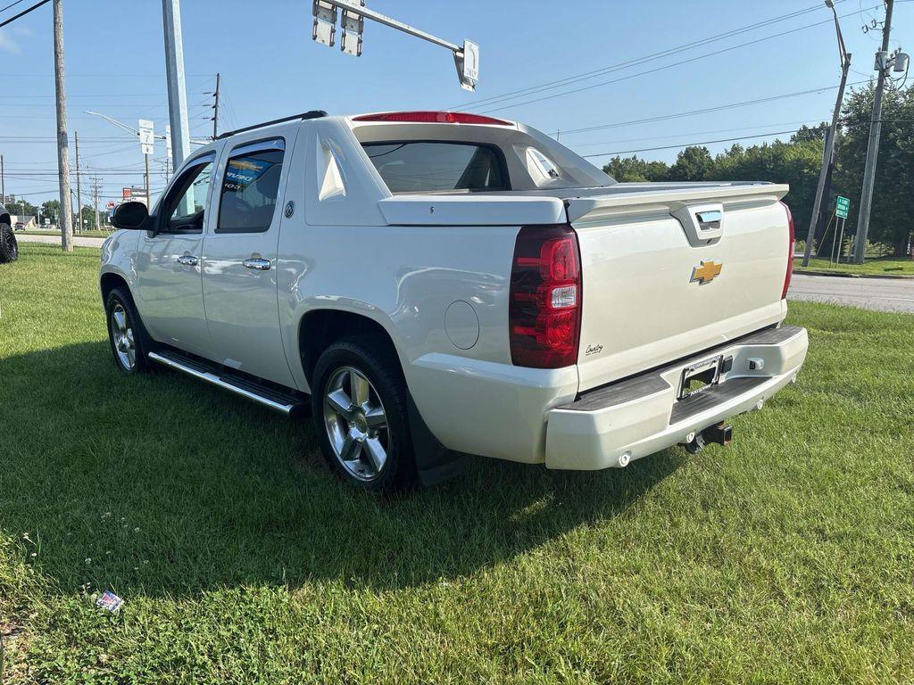 used 2013 Chevrolet Avalanche car, priced at $25,995