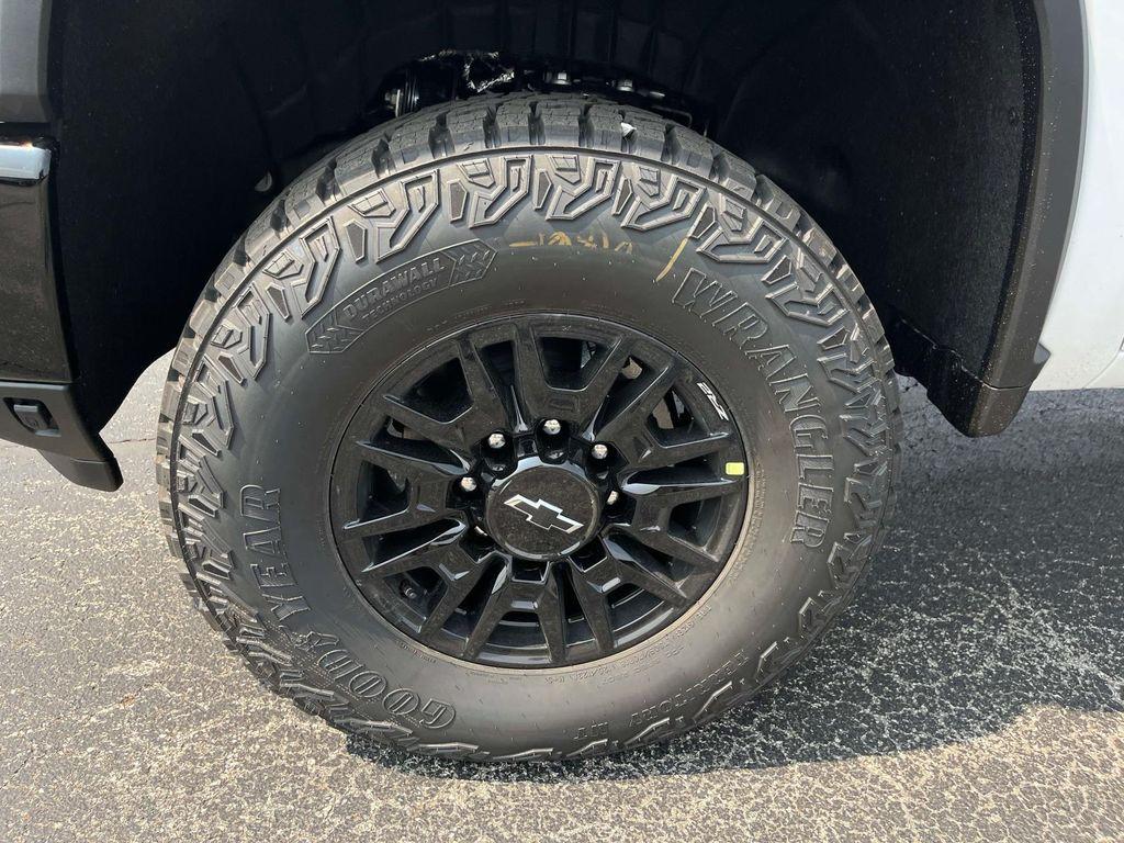 new 2025 Chevrolet Silverado 2500 car, priced at $83,995