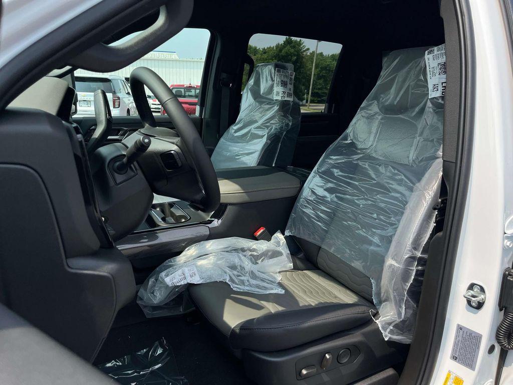 new 2025 Chevrolet Silverado 2500 car, priced at $83,995