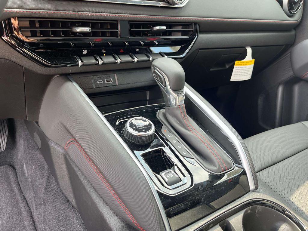 new 2025 Chevrolet Colorado car, priced at $46,700