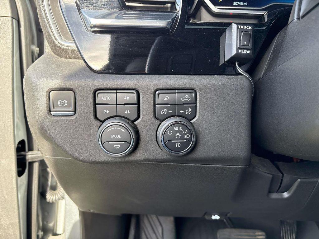 used 2024 Chevrolet Silverado 2500 car, priced at $62,995