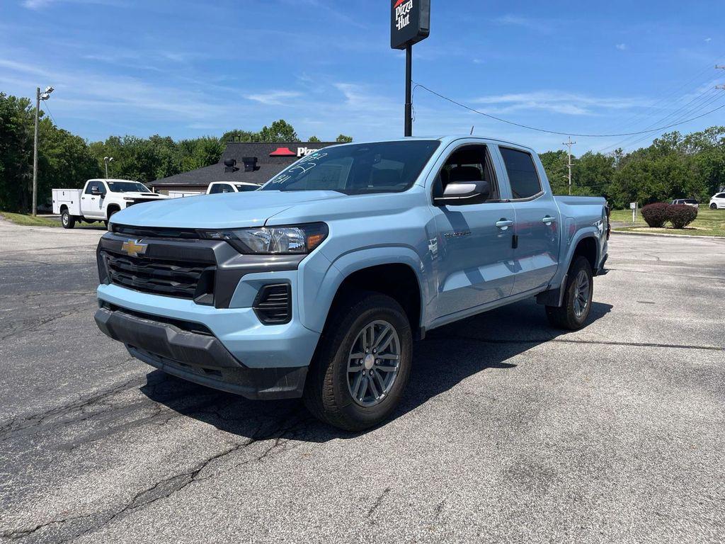 new 2025 Chevrolet Colorado car, priced at $39,200