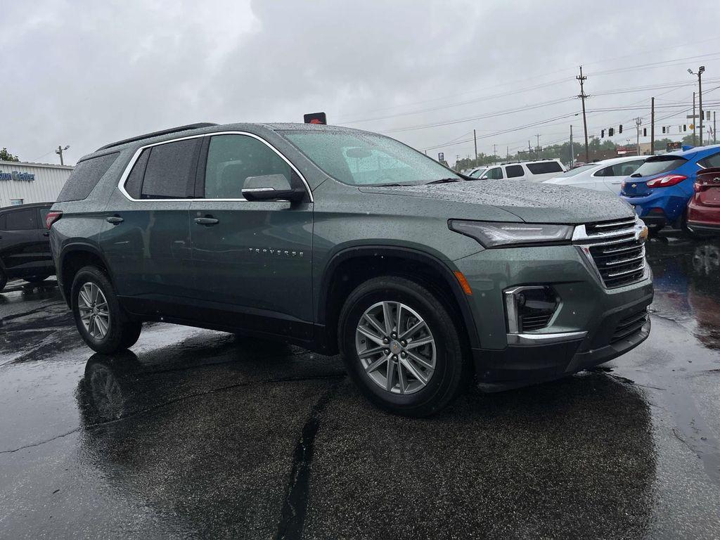 used 2023 Chevrolet Traverse car, priced at $35,995