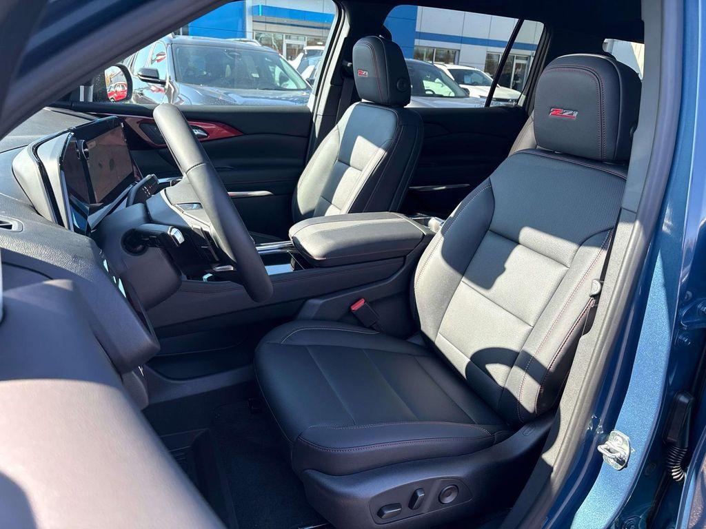 new 2026 Chevrolet Traverse car, priced at $52,058