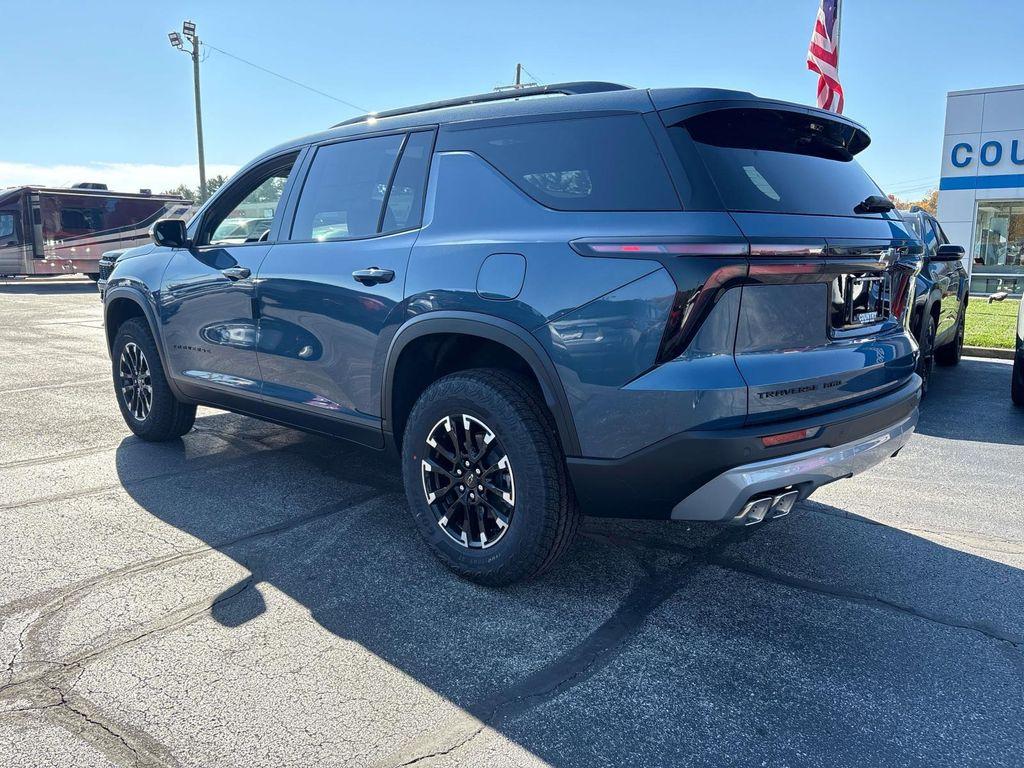 new 2026 Chevrolet Traverse car, priced at $52,058