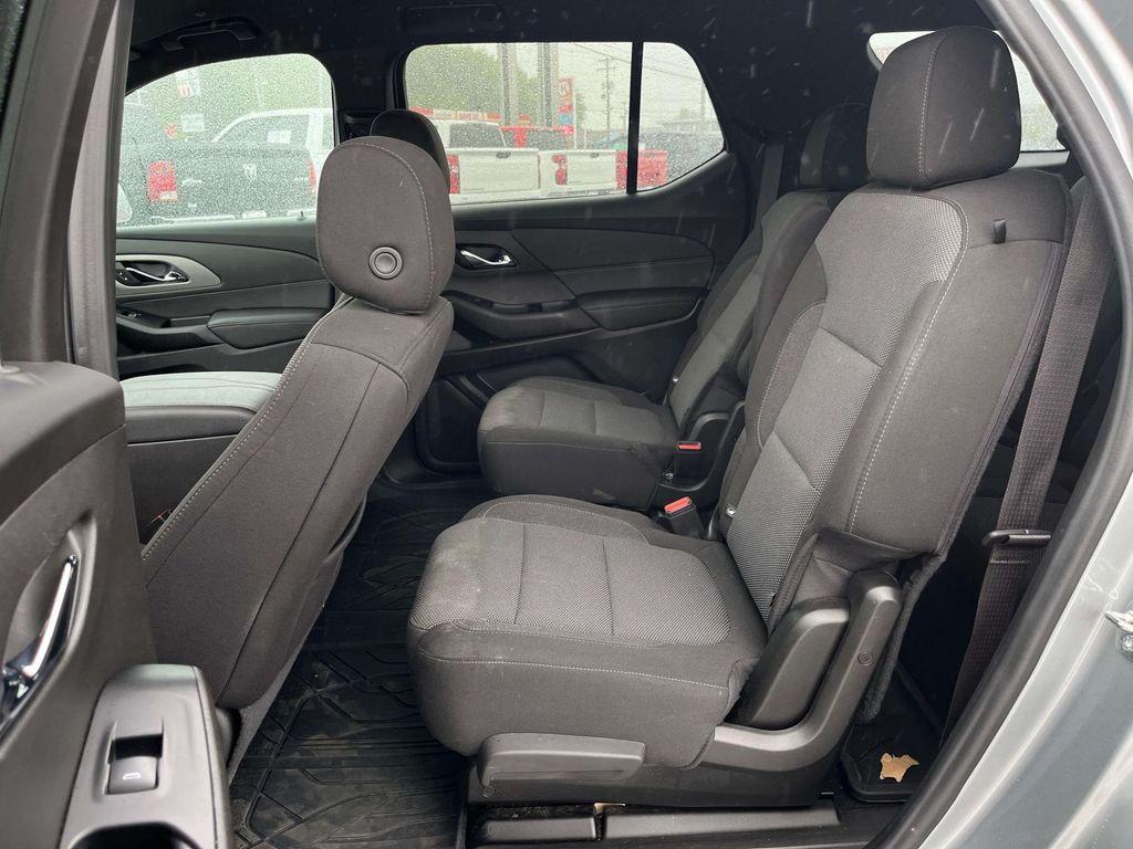 used 2023 Chevrolet Traverse car, priced at $36,995