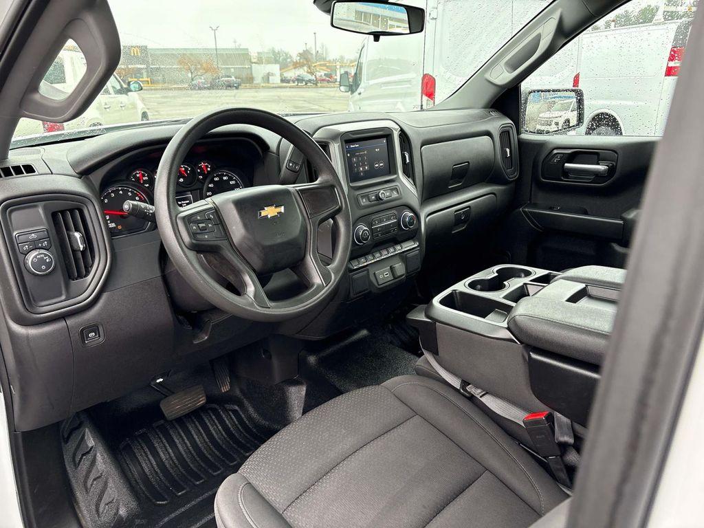used 2024 Chevrolet Silverado 1500 car, priced at $27,995