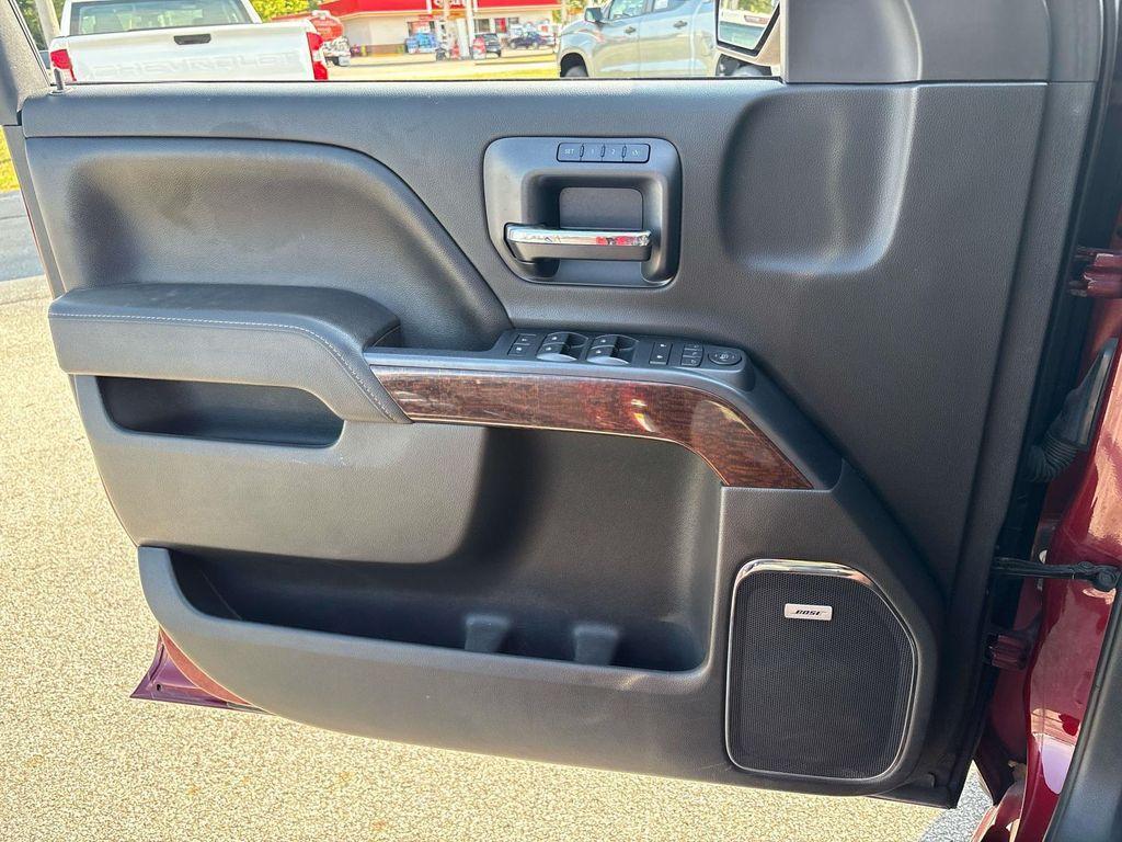 used 2017 GMC Sierra 1500 car, priced at $25,995