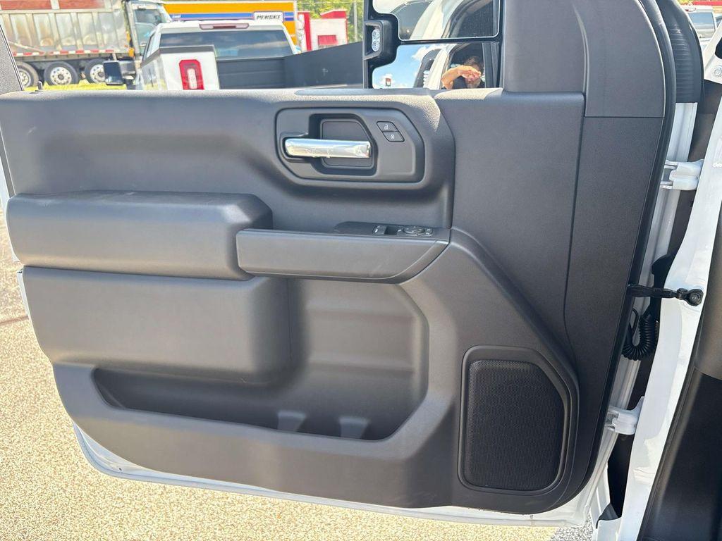new 2025 Chevrolet Silverado 3500 car, priced at $57,995