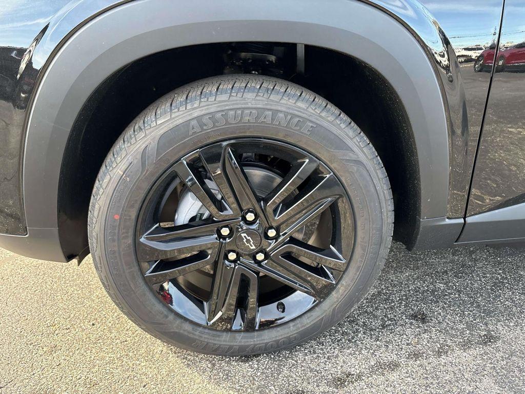 new 2026 Chevrolet Trax car, priced at $27,600