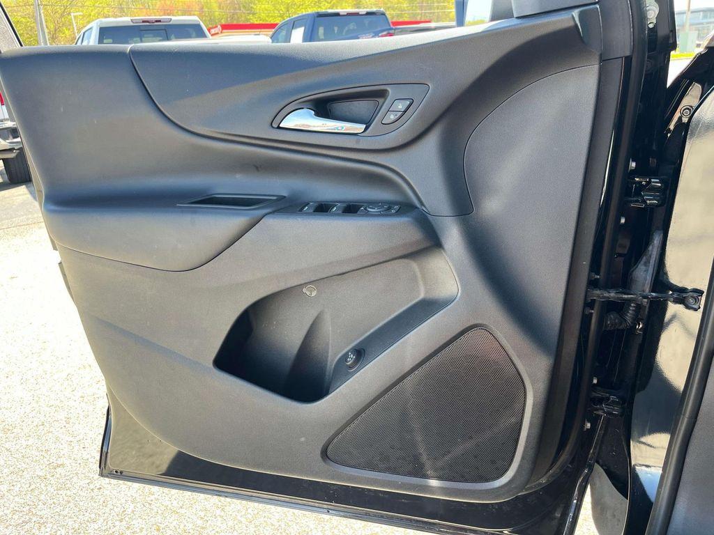 used 2023 Chevrolet Equinox car, priced at $27,995