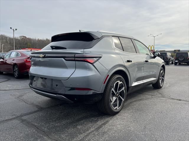 new 2025 Chevrolet Equinox car, priced at $43,295