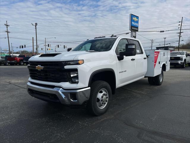 new 2025 Chevrolet Silverado 3500 car, priced at $76,495