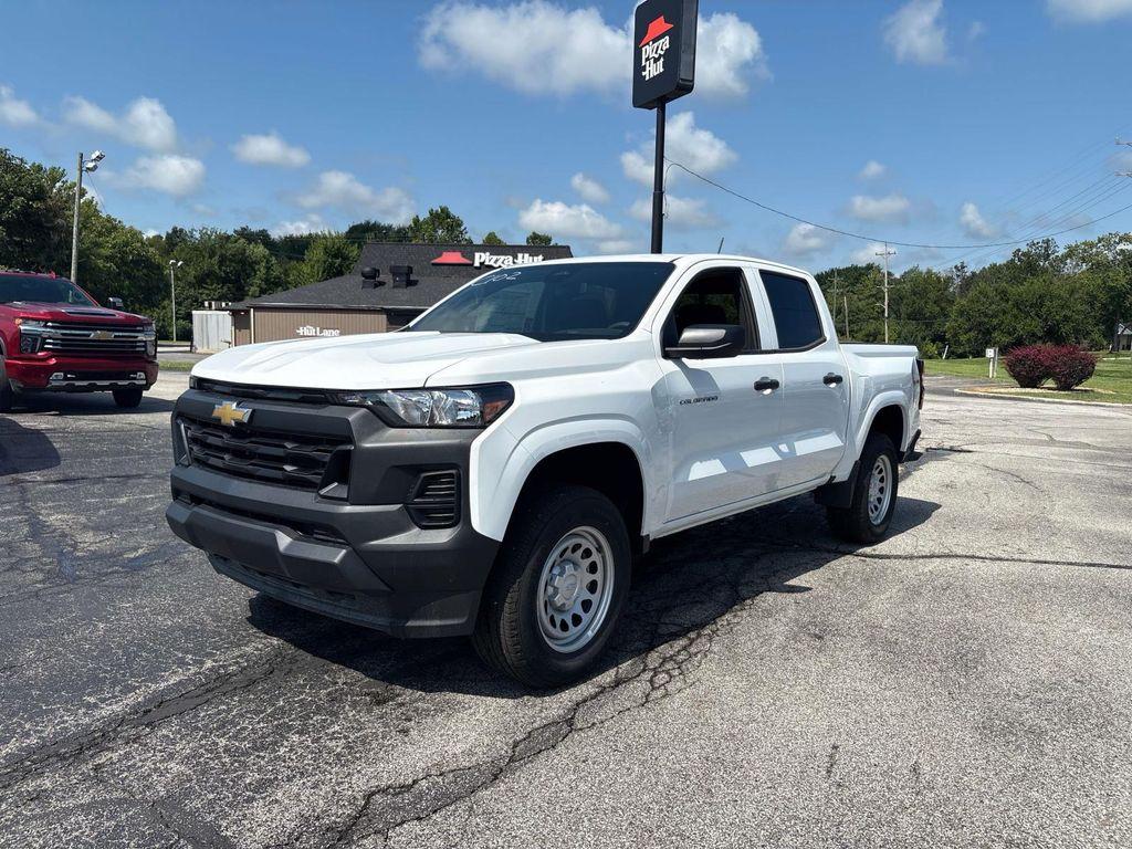new 2026 Chevrolet Colorado car, priced at $35,900
