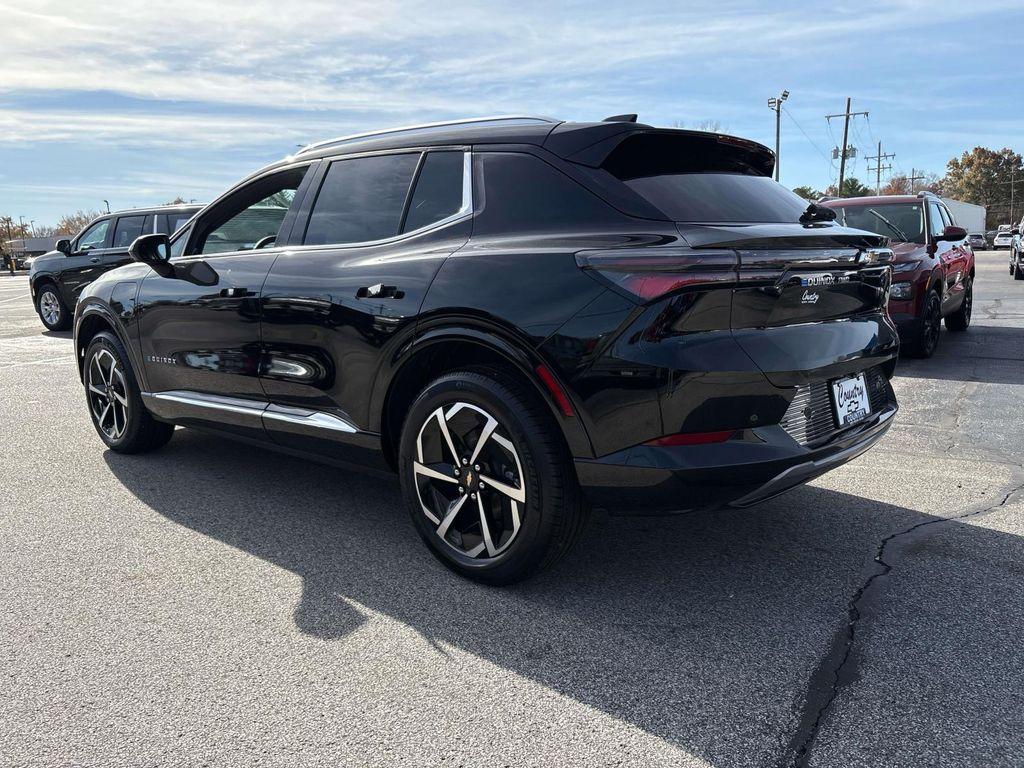 used 2025 Chevrolet Equinox EV car, priced at $29,995