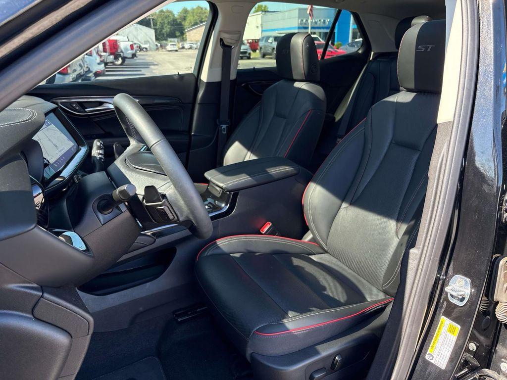 used 2022 Buick Envision car, priced at $29,995