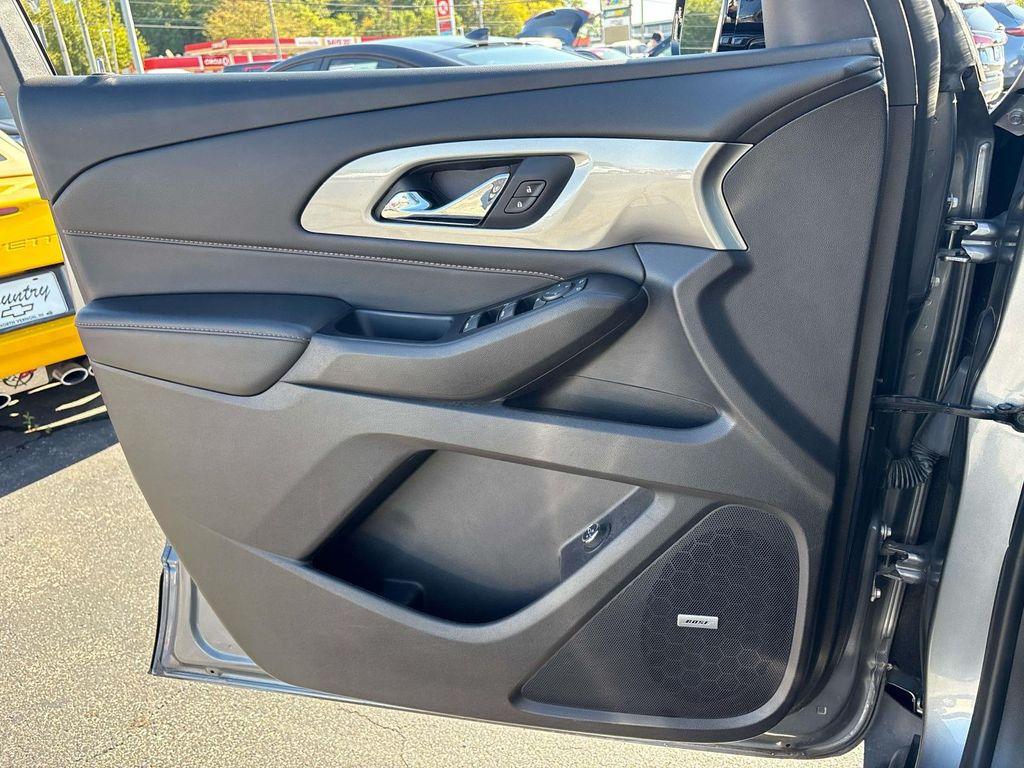 used 2019 Chevrolet Traverse car, priced at $19,995