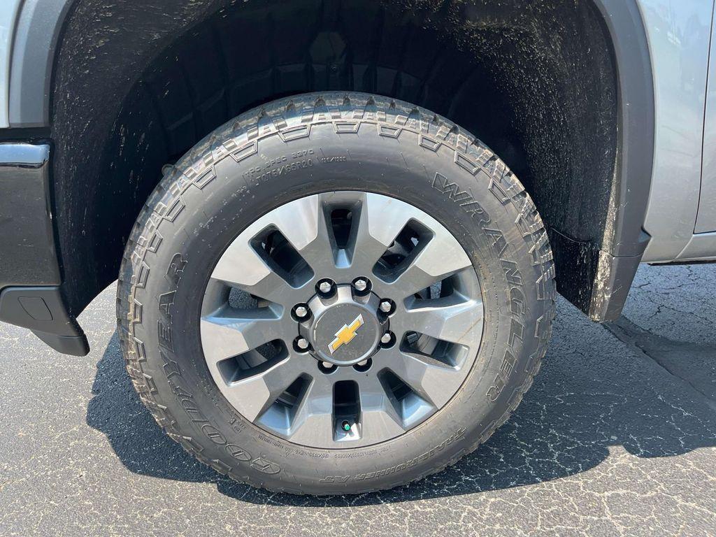 new 2025 Chevrolet Silverado 2500 car, priced at $52,995