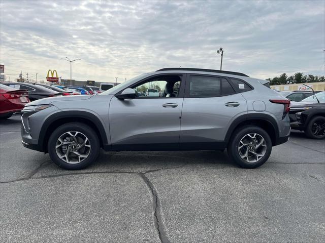new 2025 Chevrolet Trax car, priced at $25,385